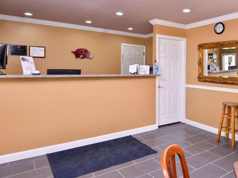 Americas Best Value Inn And Suites Siloam Springs Eksteriør bilde