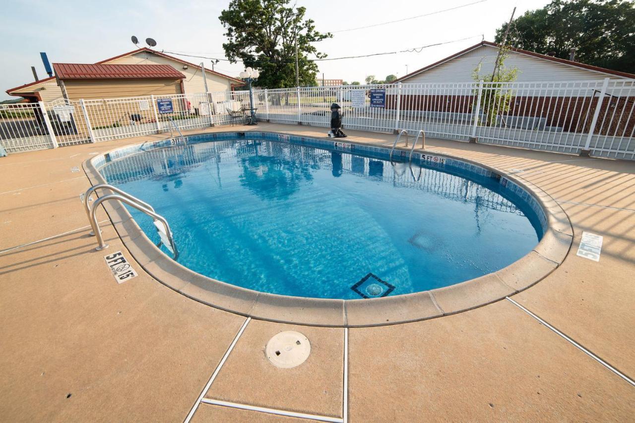 Americas Best Value Inn And Suites Siloam Springs Eksteriør bilde